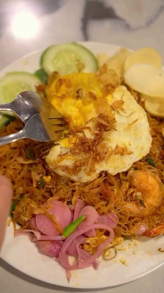 Mie Aceh goreng — Video &middot; 02