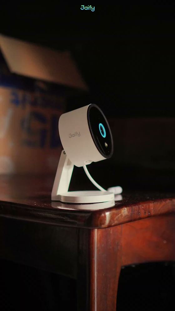 The camera that stays awake — Reel &middot; 02